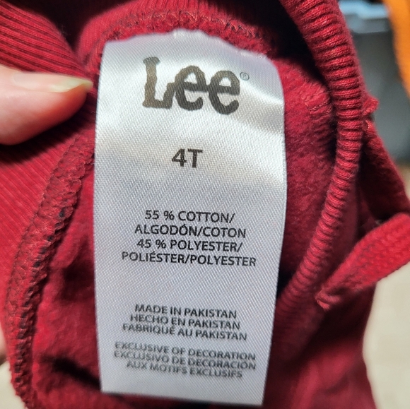NWT Lee Kids Red Sweatpants with Tapered Leg and Elastic Cuffs - Size 4T - Picture 3 of 3